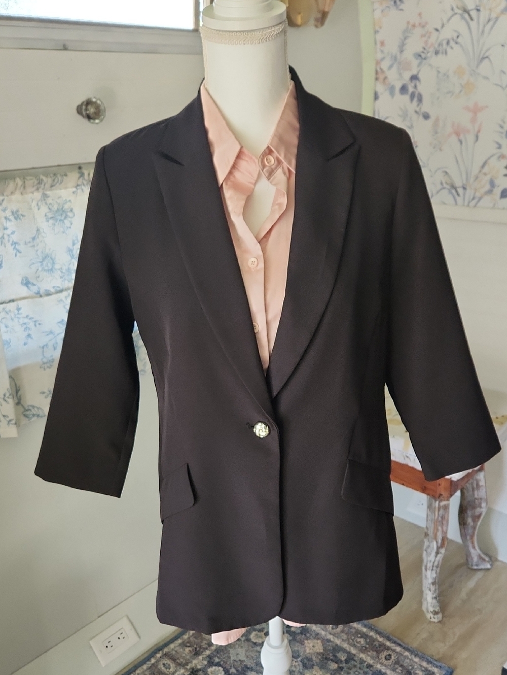 Women's Black Blazer Jacket - Classic Tailored Style